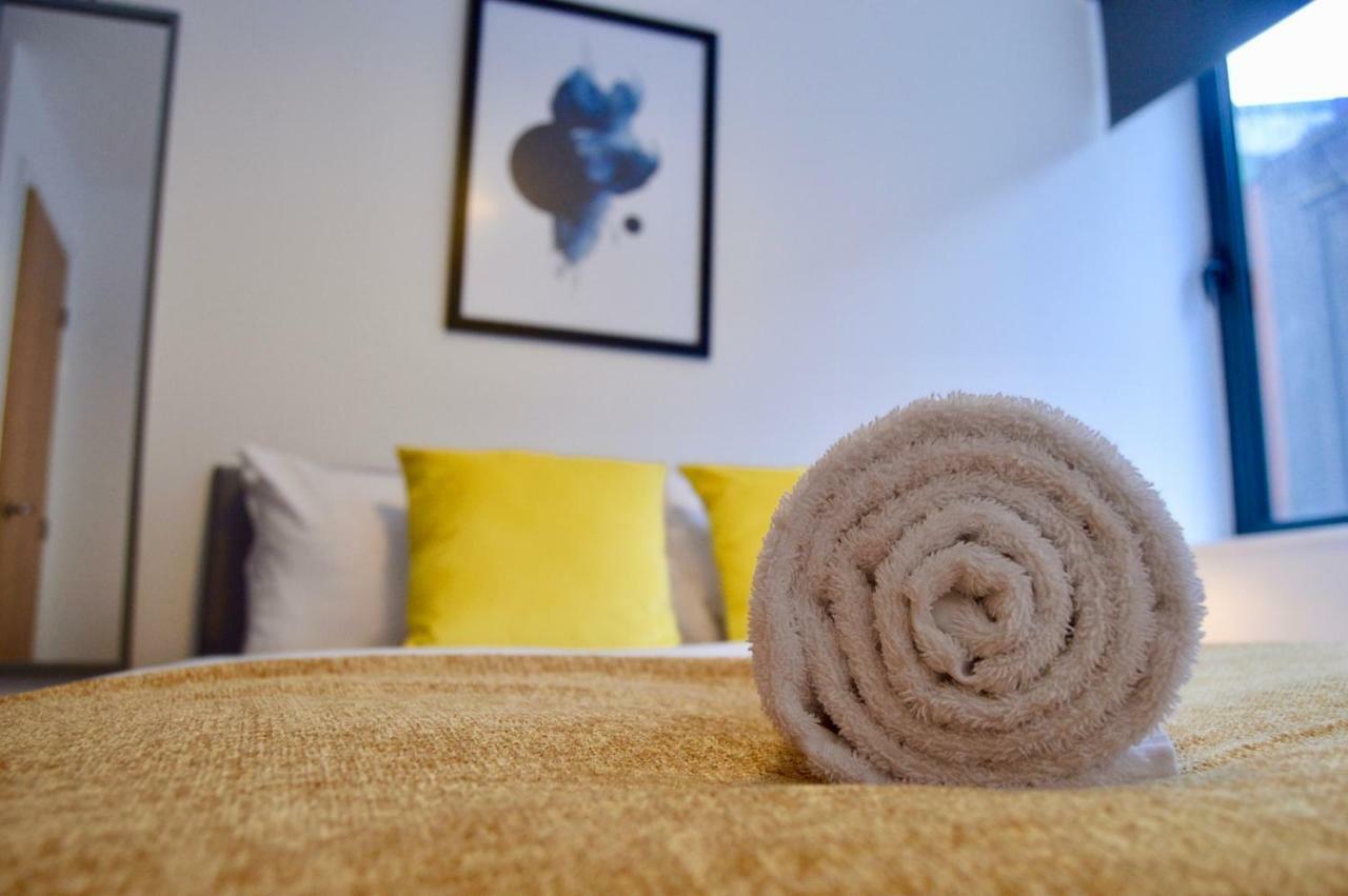 Qh31 - City Centre Location With 2 Double Bedrooms Sleeping Up To 4 People - Spacious Work Or Leisure Apartment Sheffield Exterior foto